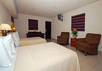 Quality Inn El Tuque Понсе Экстерьер фото